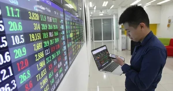 VN-Index “giằng co”, áp sát đỉnh lịch sử tại 1.500 điểm