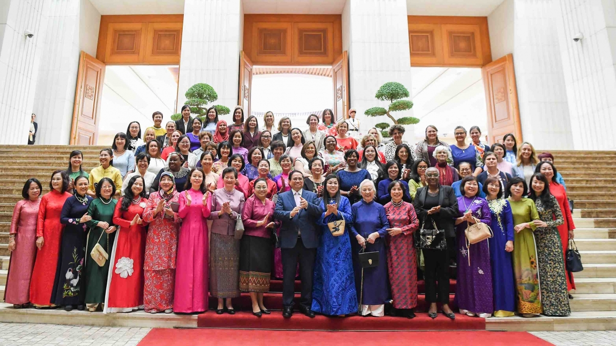 ឆ្ពោះទៅខួបលើកទី 80 នៃការបង្កើតវិស័យការទូត៖ កិច្ចប្រជុំពិសេសពោរពេញដោយមនោសញ្ចេតនា