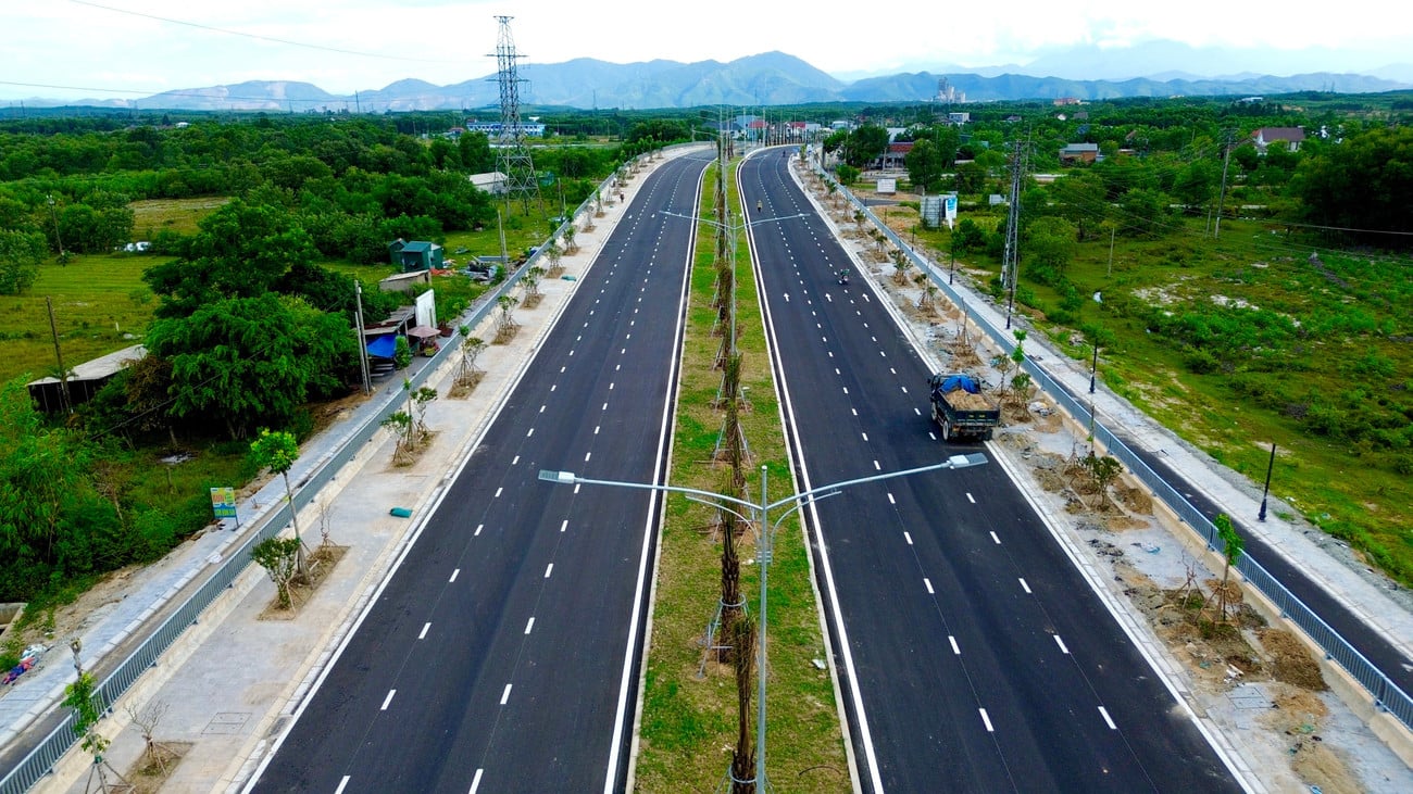 9-1-duong-cuu-nan-phong-dien-2.jpg