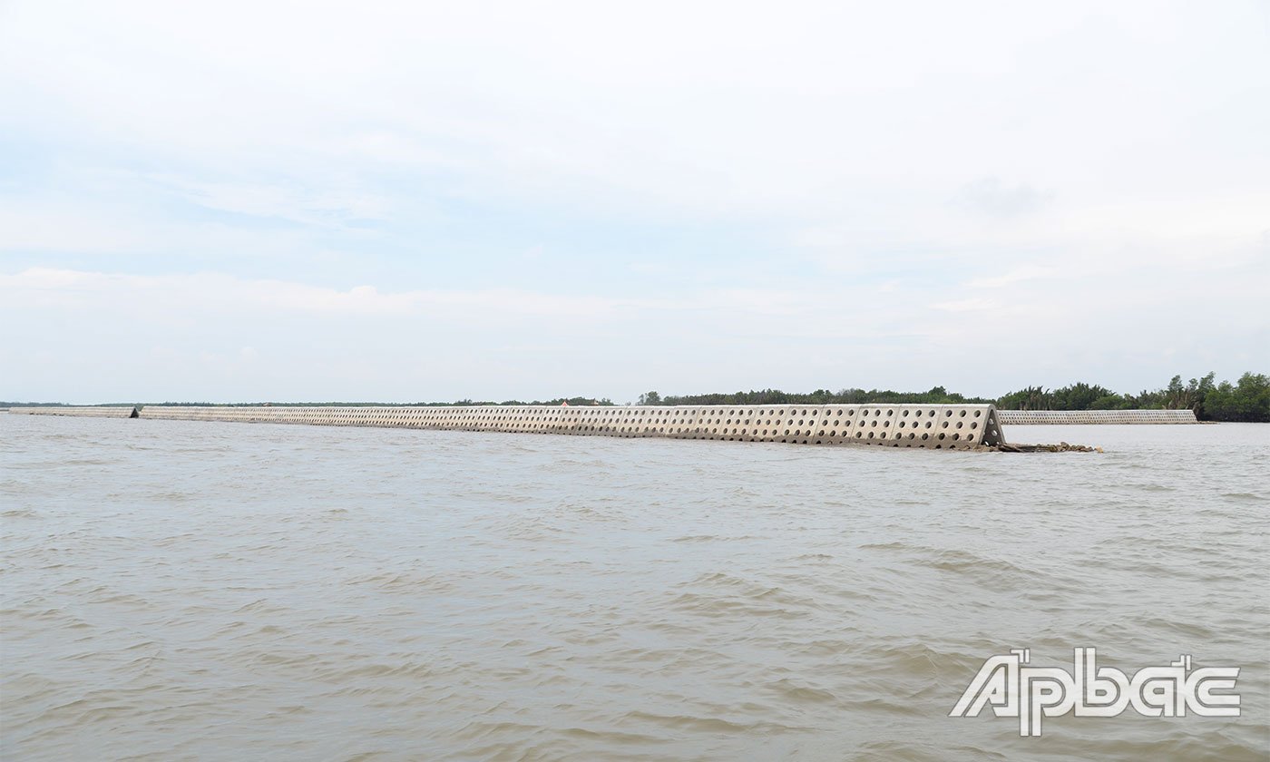 Dự án Kè chống sạt lở Cồn Ngang đang phát huy hiệu quả sau đầu tư.
