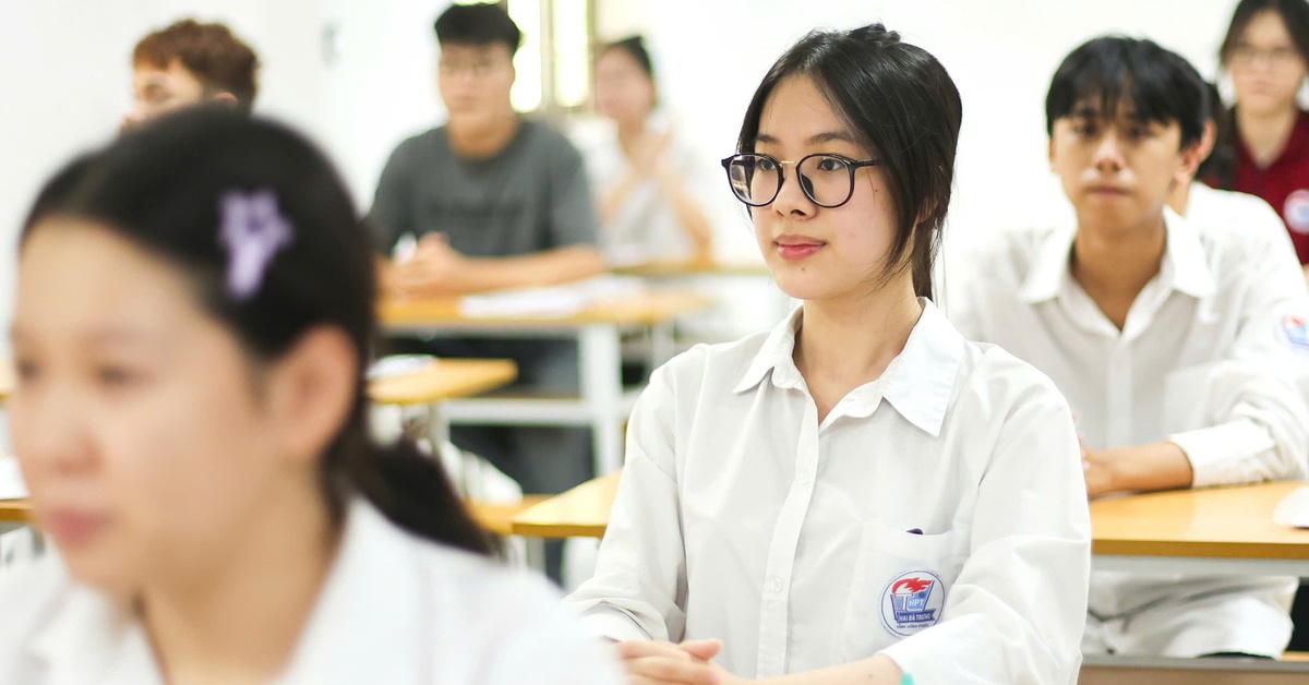 30여개 대학의 플로어 스코어, 최고 24점
