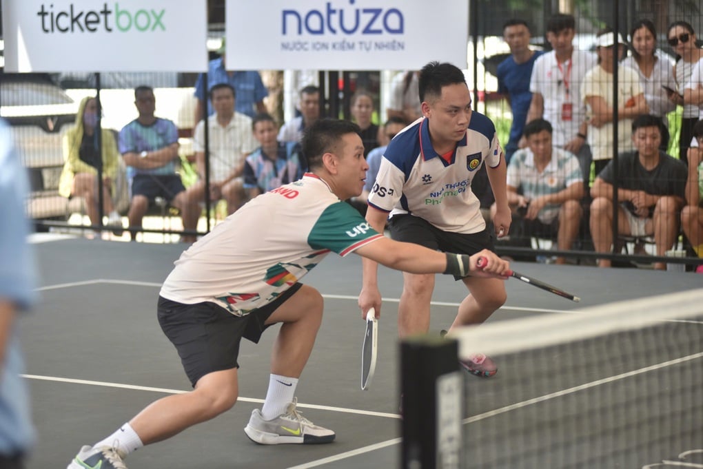 Đạt trố và Triệu cầu lông vô địch giải pickleball Công an Nhân dân 2025 - 1