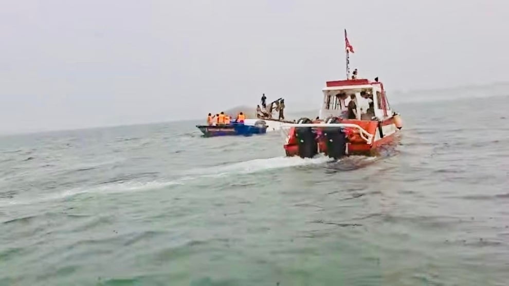 Vụ chìm tàu ở Hạ Long: Nhiều người cầu cứu, chạy đua công tác cứu hộ - 2