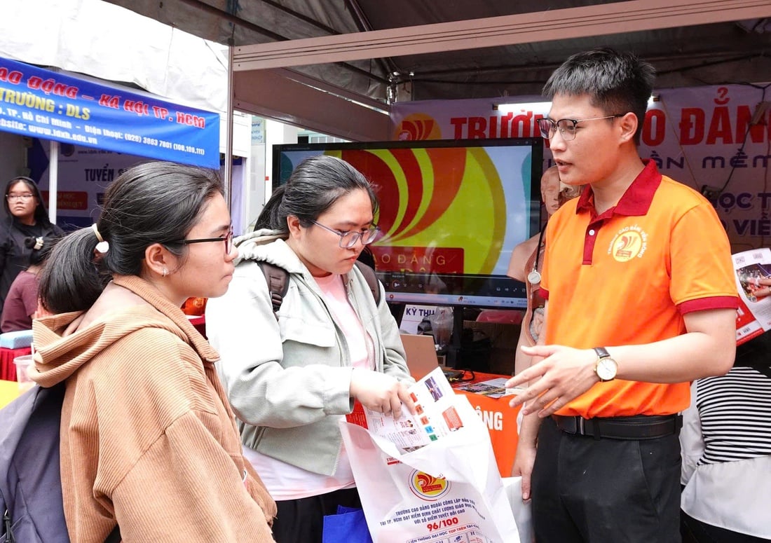 Ngày hội lựa chọn nguyện vọng xét tuyển qua góc nhìn sinh viên truyền thông sáng tạo - Ảnh 11.