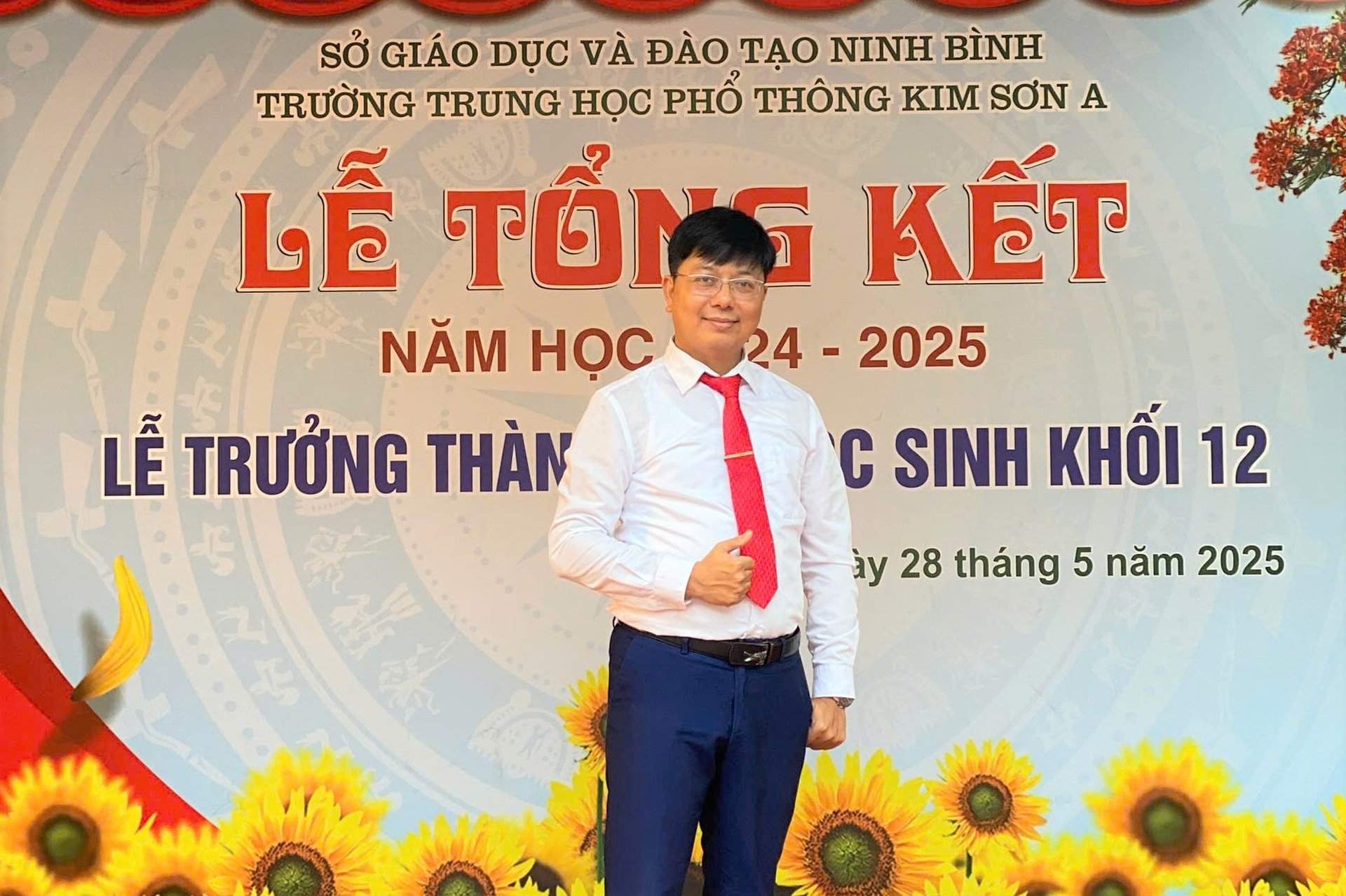 Bộ 3 thầy cô trường làng “mát tay” với thủ khoa - 3