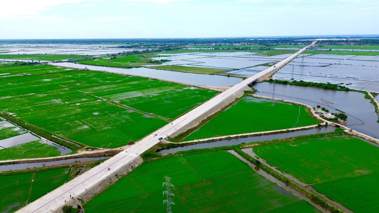 2-duong-cuu-nan-phong-dien.jpg