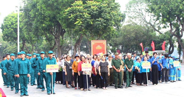 Phường Hai Bà Trưng ra quân cao điểm lập lại trật tự đô thị