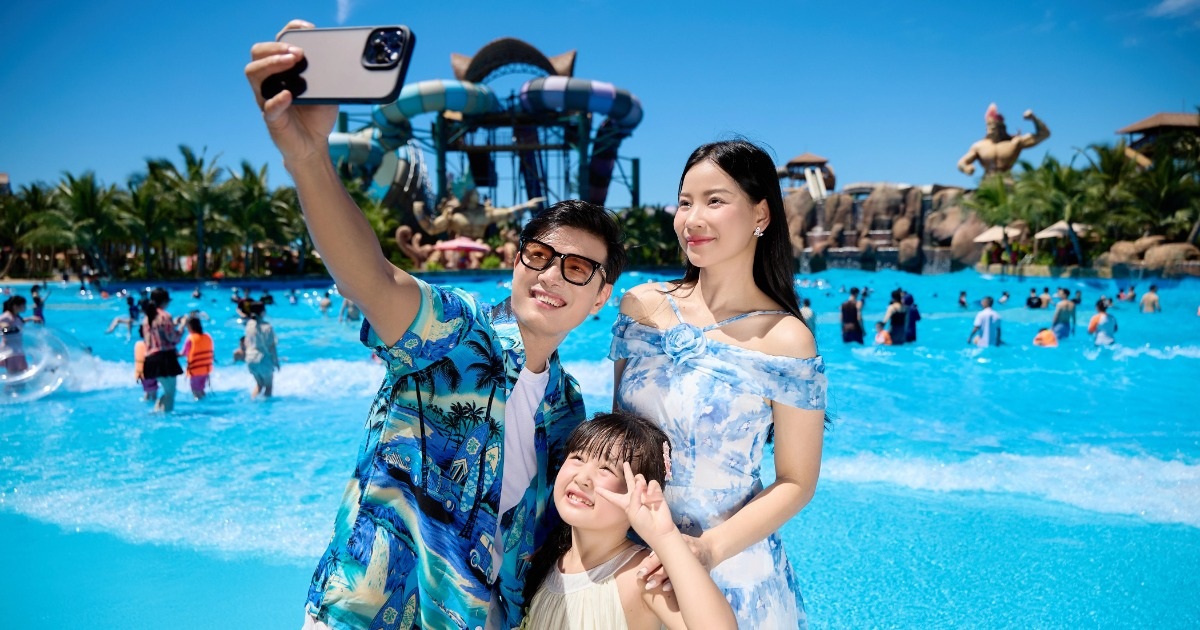 Sun World Sam Son អនុវត្តតម្លៃសំបុត្រដូចគ្នា 250,000 VND សម្រាប់មនុស្សពេញវ័យ និងកុមារទូទាំងប្រទេស។