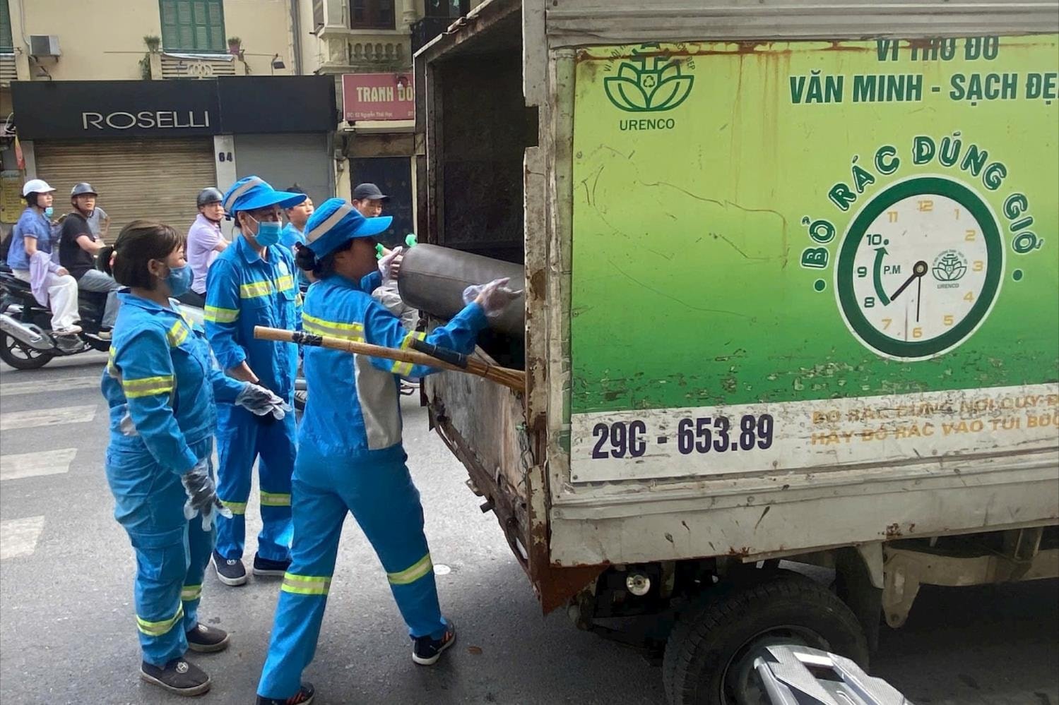 van-mieu.jpg