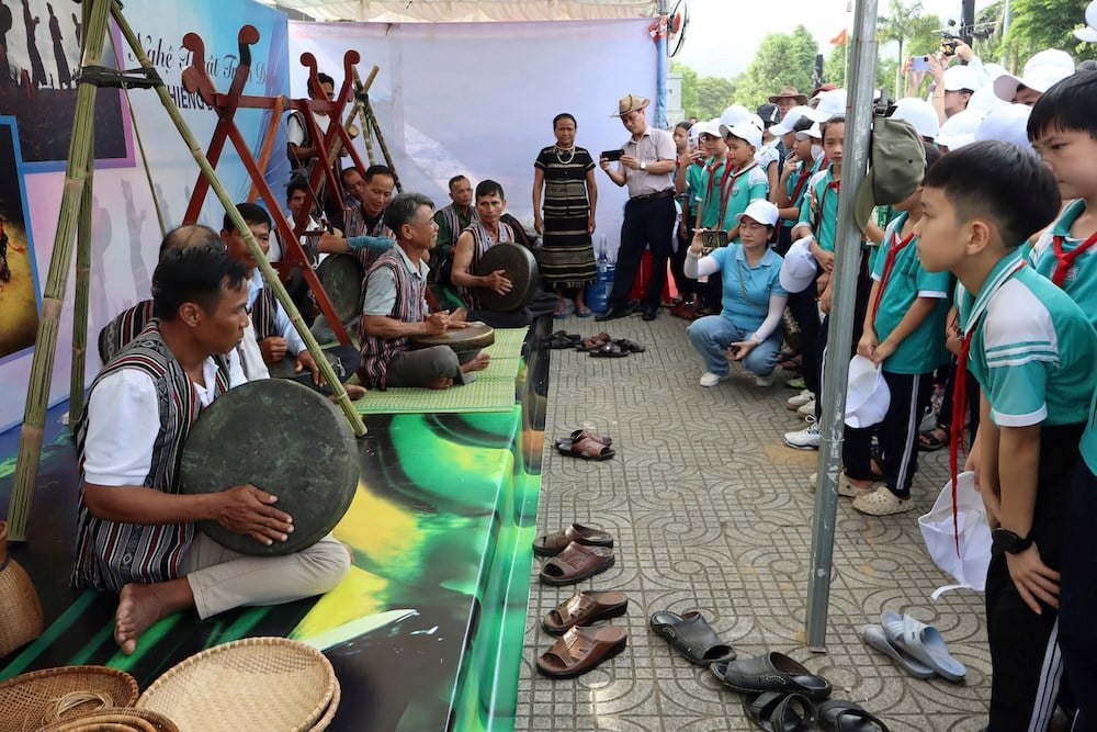 Lektion 3 – Bewahrung kultureller Traditionen, Bewahrung nationaler Wurzeln – Foto 2