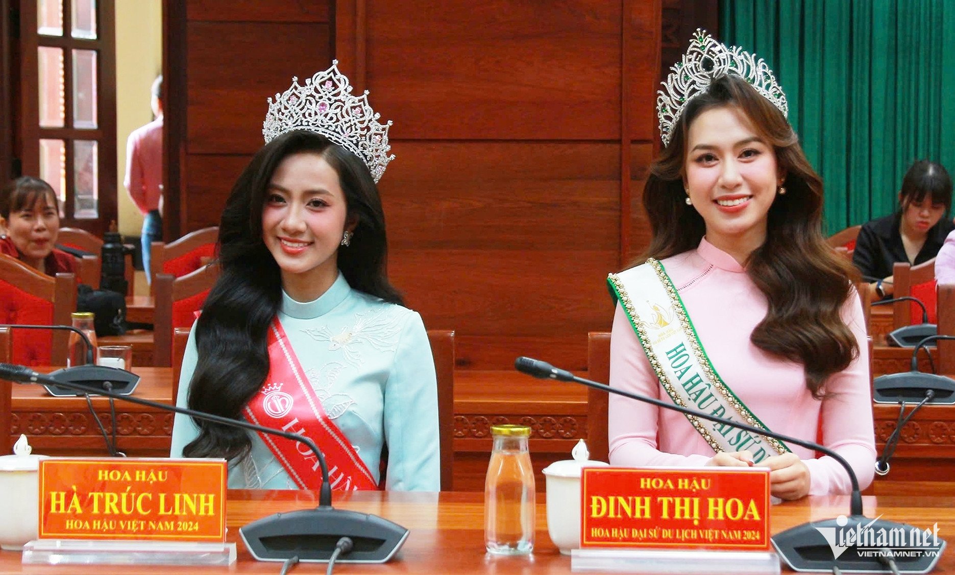 W-Anh Hoa Hậu   3.jpg