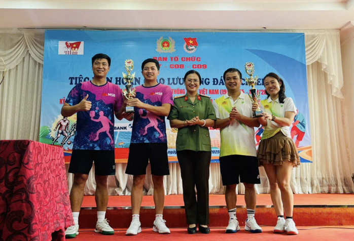 Giao lưu bóng đá - pickleball chào mừng 80 năm Ngày truyền thống Công an nhân dân- Ảnh 6.