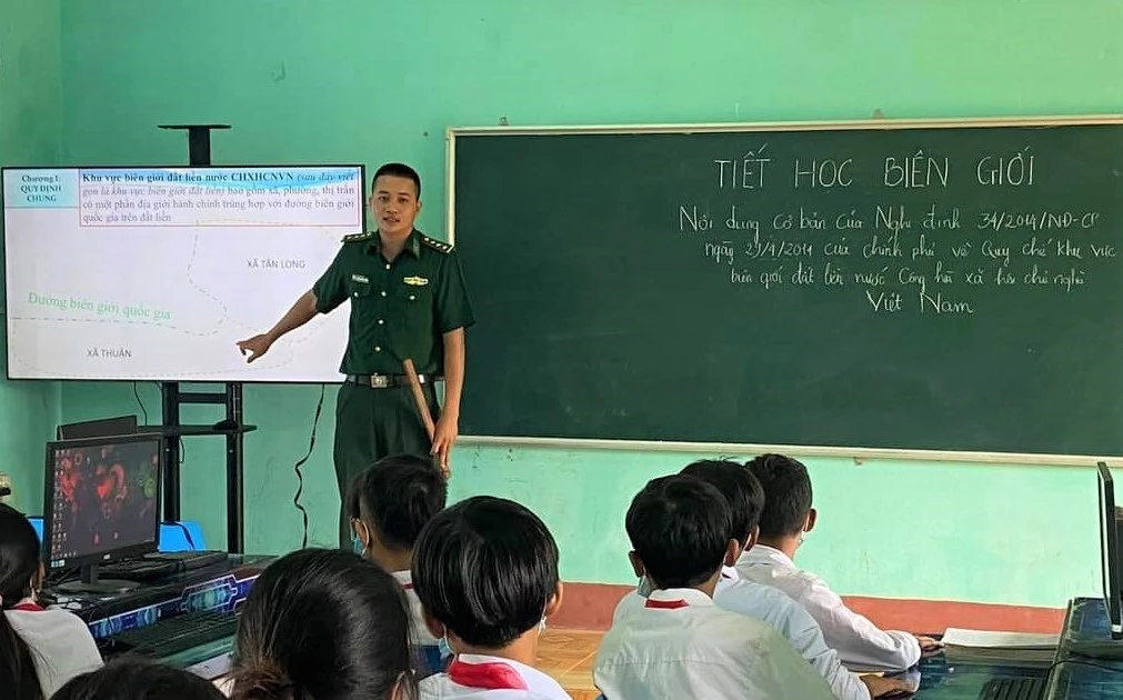 ការិយាល័យ​នយោបាយ​បាន​អនុម័ត​គោលនយោបាយ​វិនិយោគ​សាងសង់​សាលារៀន​នៅ​ឃុំ​ព្រំដែន​គោក​ចំនួន ២៤៨។