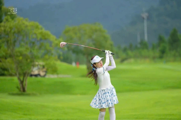 Greg Norman - Ảnh 2.