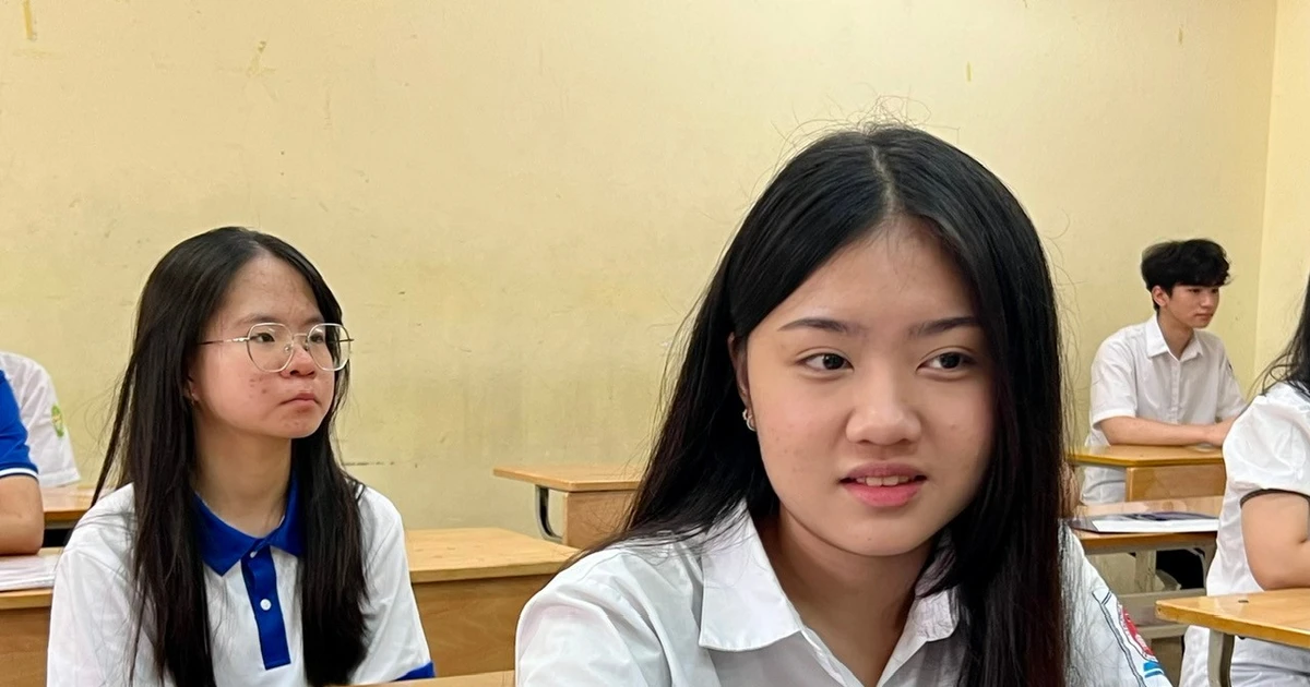 Hà Nội bổ sung điểm chuẩn vào lớp 10: Trường top đầu hạ điểm, 2 trường tuyển nguyện vọng 'tràn'