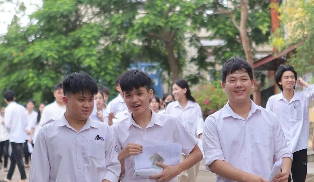 លើក​ទឹក​ចិត្ត​លទ្ធផល​បញ្ចប់​ការ​សិក្សា​ថ្នាក់​វិទ្យាល័យ​របស់ Thai Nguyen និង Cao Bang