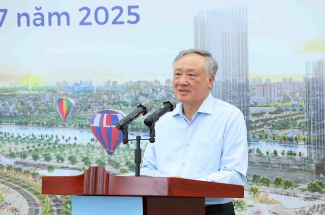 trien-lam-thanh-tuu-dat-nuoc-2.jpg