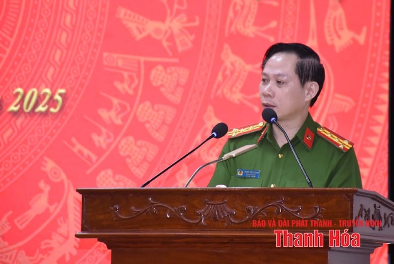 Giám đốc Công an tỉnh làm việc với các phòng Cảnh sát điều tra phòng, chống tội phạm