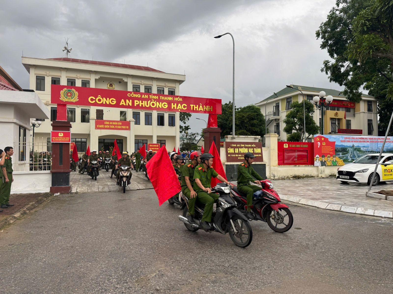 នគរបាល​សង្កាត់​ហាក់​ថាញ់​នឹង​ទទួល​ប្រជាពលរដ្ឋ​ចំនួន​៣​ទីតាំង​។