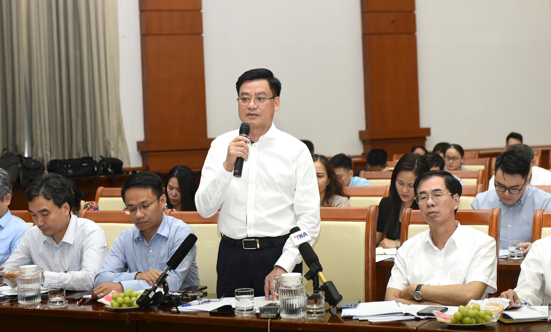 dai-dien-ub-ck.jpg