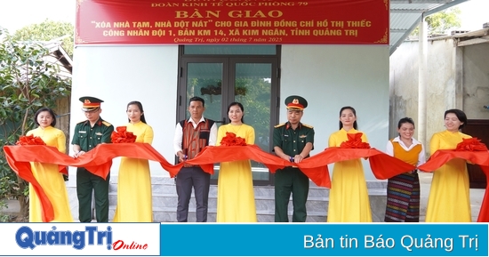 Bàn giao công trình “Xóa nhà tạm, nhà dột nát” tại xã Kim Ngân