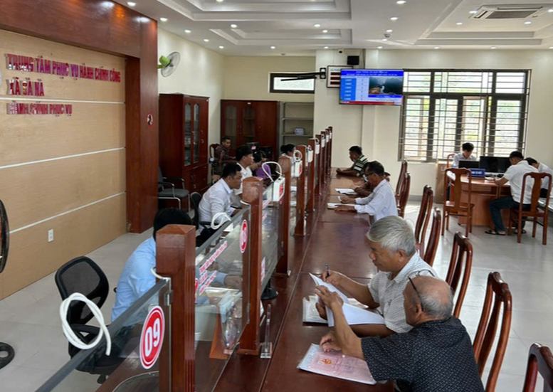 Chính thức áp dụng từ 01/7: Bốn Nghị định mới về công chức có gì nổi bật?- Ảnh 1.
