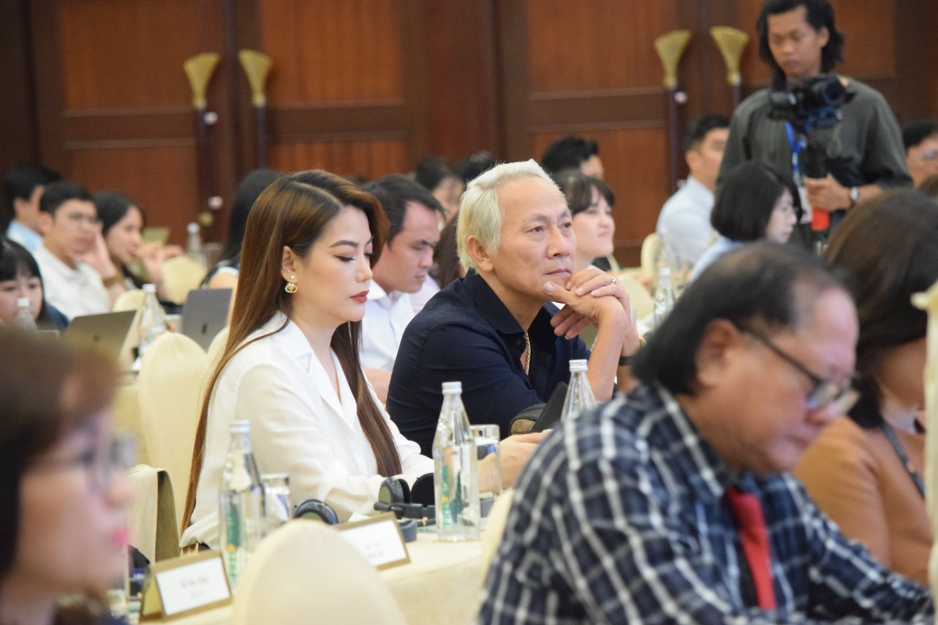 dienanh2.jpg