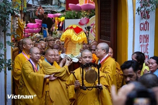 "The initiative to share Buddha's relics with Vietnam creates a cultural phenomenon"