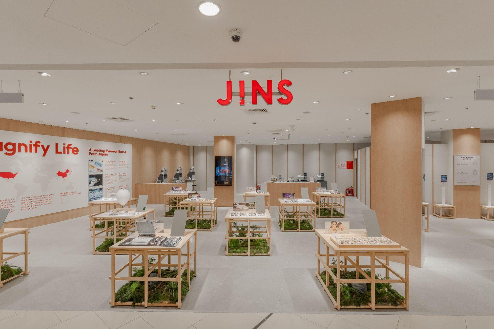 JINS đặt chân đến Việt Nam bằng cửa hàng Pop-up độc đáo, mở đường cho sự hiện diện chính thức vào tháng 11 tới- Ảnh 1.