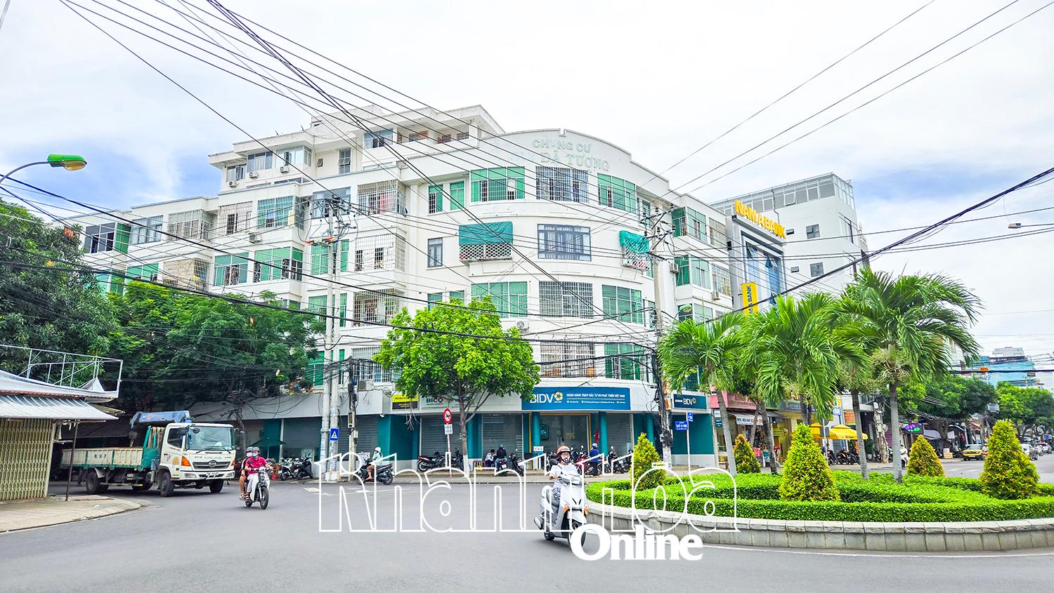 ផ្ទះល្វែង 312 Da Tuong នឹងត្រូវបានជួសជុល និងជួសជុលផ្ទះល្វែងមួយចំនួន។