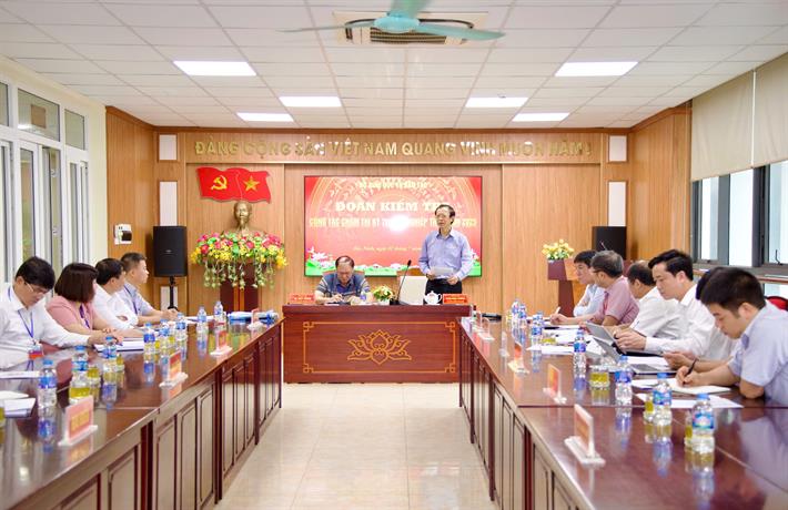 ការ​បញ្ចប់​ការ​ប្រឡង​សញ្ញាបត្រ​មធ្យម​សិក្សា​ទុតិយភូមិ​ឆ្នាំ 2025៖ ចំណាប់​អារម្មណ៍​របស់​បេក្ខជន​ត្រូវ​តែ​ដាក់​មុន​គេ -0