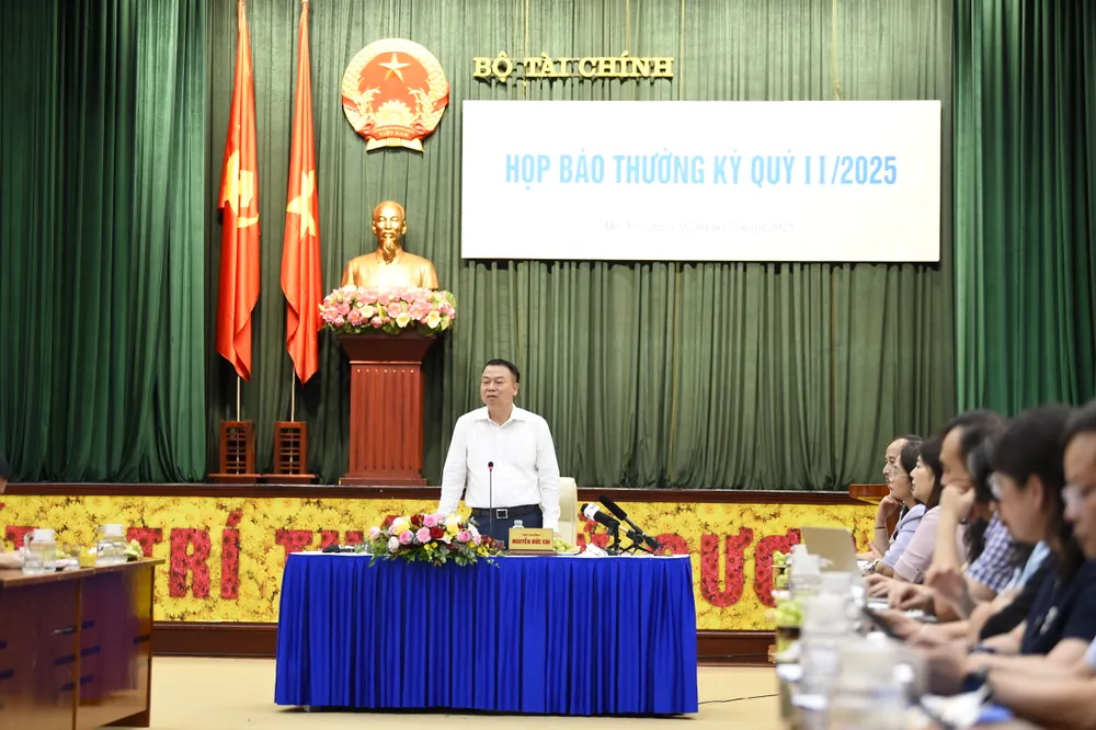 Thứ trưởng phát biểu khai mạc.JPG
