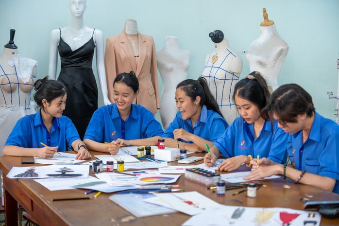 TP HCM: Trung tâm GDNN-GDTX chật vật tuyển sinh- Ảnh 3.