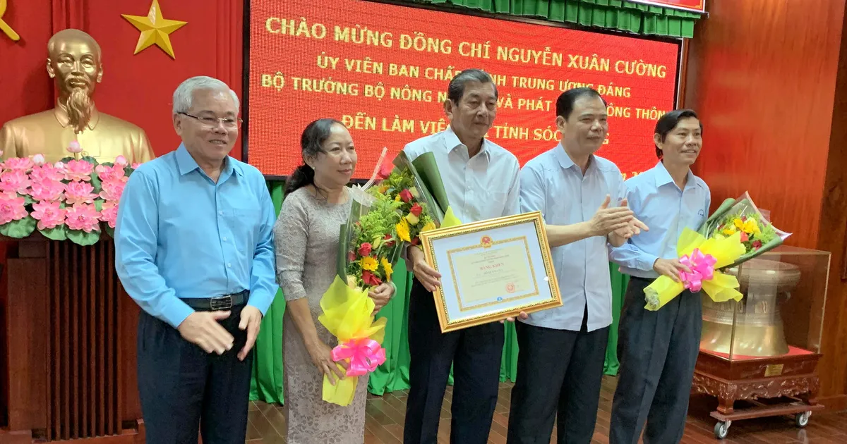 លោកបណ្ឌិត Tran Tan Phuong ត្រូវបានតែងតាំងជាអនុប្រធានមន្ទីរកសិកម្ម និងអភិវឌ្ឍន៍ជនបទខេត្ត Soc Trang។
