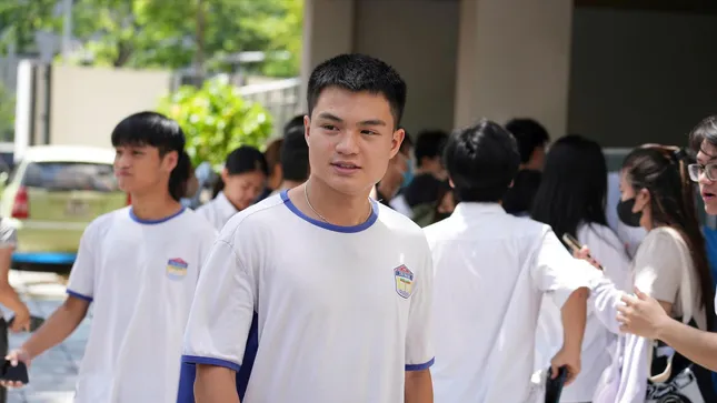 Vì sao ra đề thi khó như 'lên trời'? ảnh 1