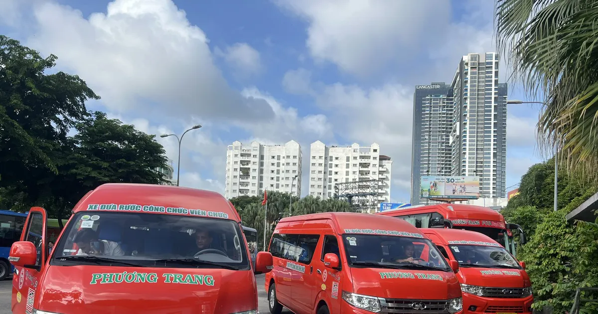 Ngày đầu, cán bộ, công chức chưa đi xe đưa rước về TPHCM làm việc