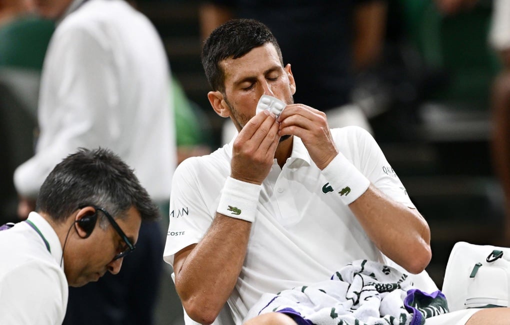 Sinner thắng nhanh, Djokovic vượt qua khó khăn thể chất tại Wimbledon - 3