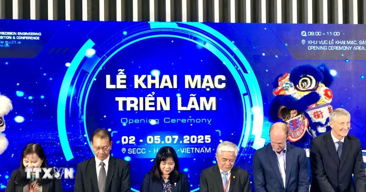 Khai mạc Triển lãm quốc tế lần thứ 21 về Cơ khí chính xác và Sản xuất chế tạo