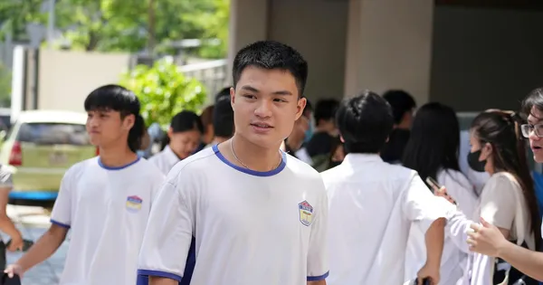 ហេតុអ្វីការប្រឡងពិបាកម្ល៉េះ?