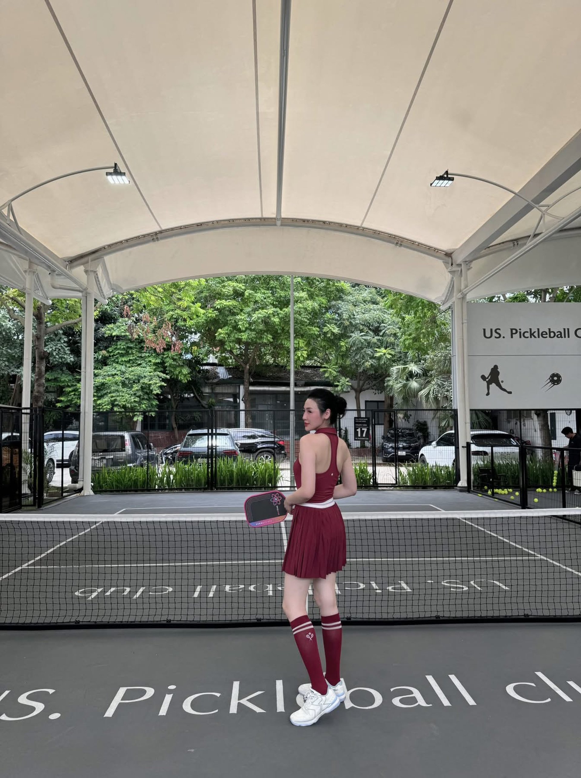 Á hậu Tú Anh rạng rỡ, quyết tâm chinh phục giải pickleball Dân trí - 2