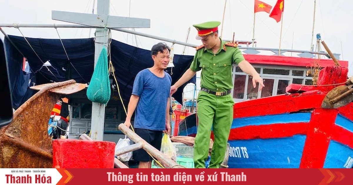ប៉ូលីស Thanh Hoa ការពារនិងប្រយុទ្ធនឹងព្យុះលេខ៣យ៉ាងសកម្ម
