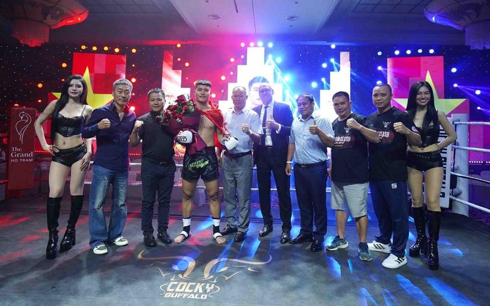 Hai võ sĩ Việt Nam giành chiến thắng tại sự kiện võ thuật Kickboxing & Muay Thai - Hotram Clash  - ảnh 2