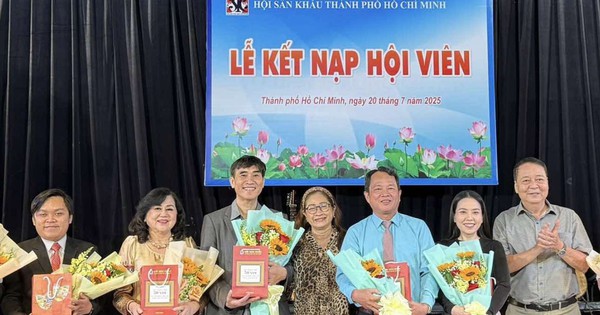 29 nghệ sĩ, nhạc công được kết nạp Hội viên Hội Sân khấu TP HCM