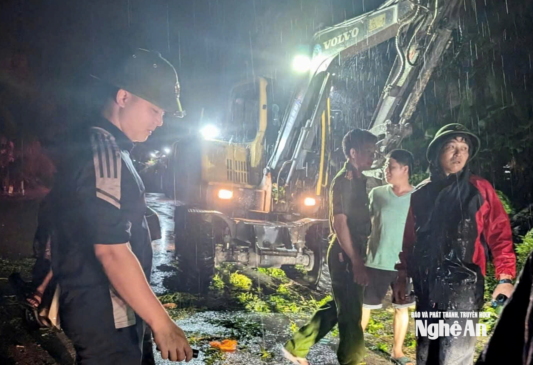 Ảnh màn hình 2025-07-19 lúc 23.24.32