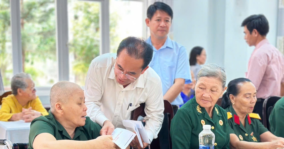 Lãnh đạo thành phố Đà Nẵng thăm Trung tâm Phụng dưỡng người có công cách mạng