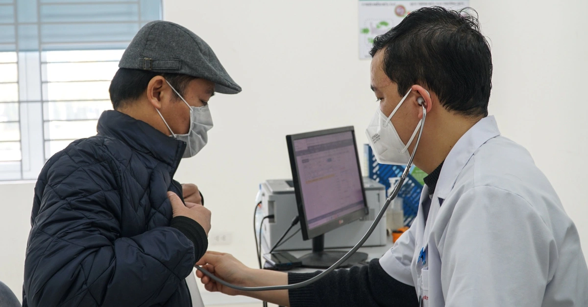 Bộ Y tế phản hồi về đề xuất ‘thông tuyến bảo hiểm y tế’ cho người từ 70 tuổi