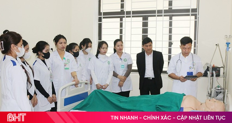 ការសិក្សាផ្នែកវេជ្ជសាស្ត្រនៅ Ha Tinh ត្រូវបានគាំទ្រជាមួយនឹងថ្លៃសិក្សា និងការធានាការងារ។