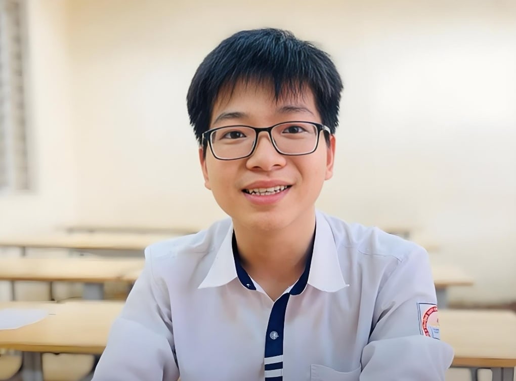 Tính cách thủ khoa khối A00 đến từ trường làng Hà Nội trong mắt bạn bè - 2