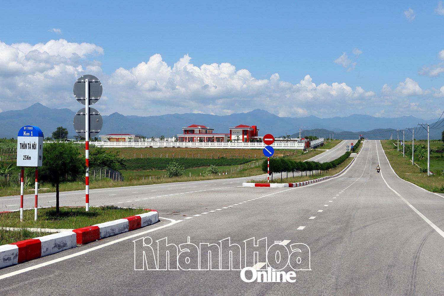 Đoạn qua xã Ninh Sơn đã hoàn thành đưa vào sử dụng, tạo điều kiện giao thương đi lại thuận lợi.
