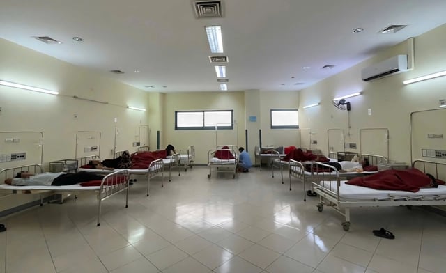 Hàng loạt người nhập viện nghi ngộ độc thực phẩm sau đám giỗ tại Huế.- Ảnh 1.